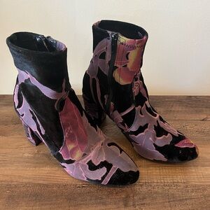 Steve Madden Women's Floral Velvet Ankle Boots